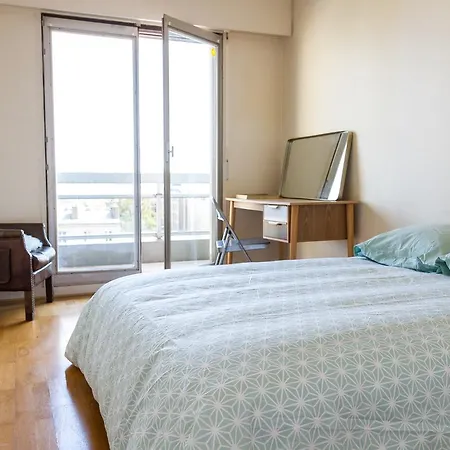 3 Chambres Sur Oberkampf Apartment