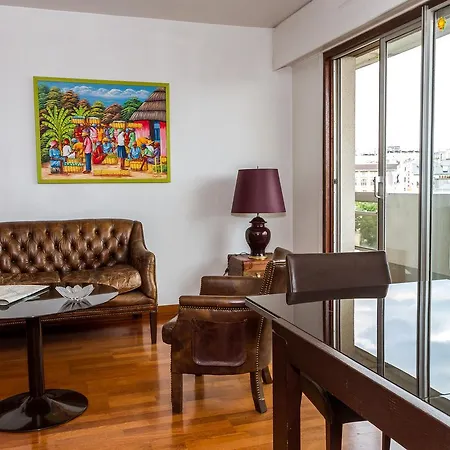 3 Chambres Sur Oberkampf Apartment *