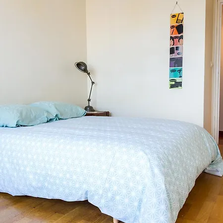 3 Chambres Sur Oberkampf Apartment
